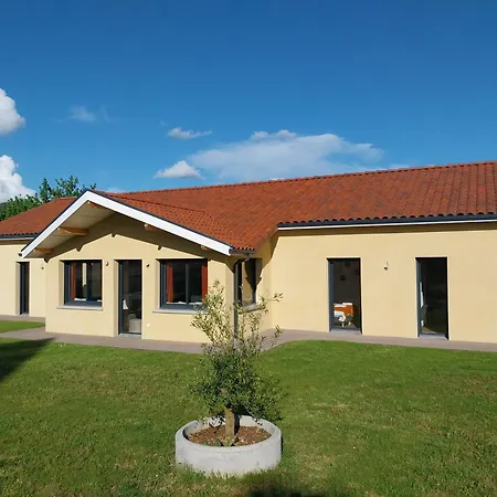 Logis Restaurant Cruzel Hotel 2*